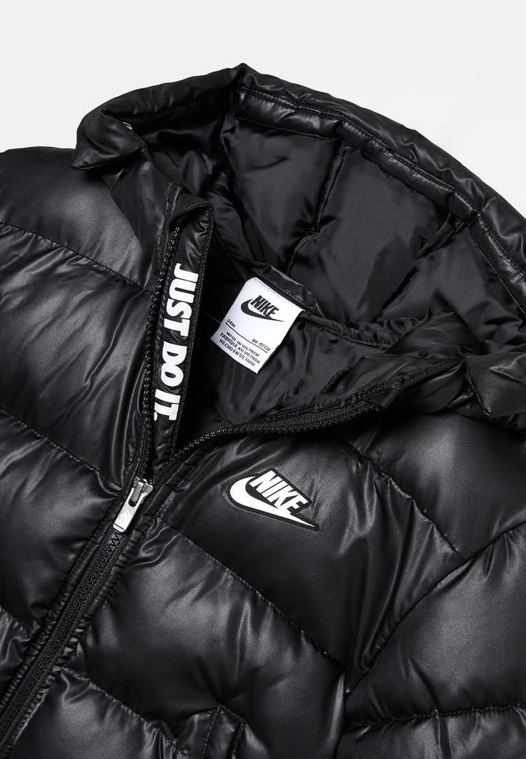 Nike Apparel & Streetwear