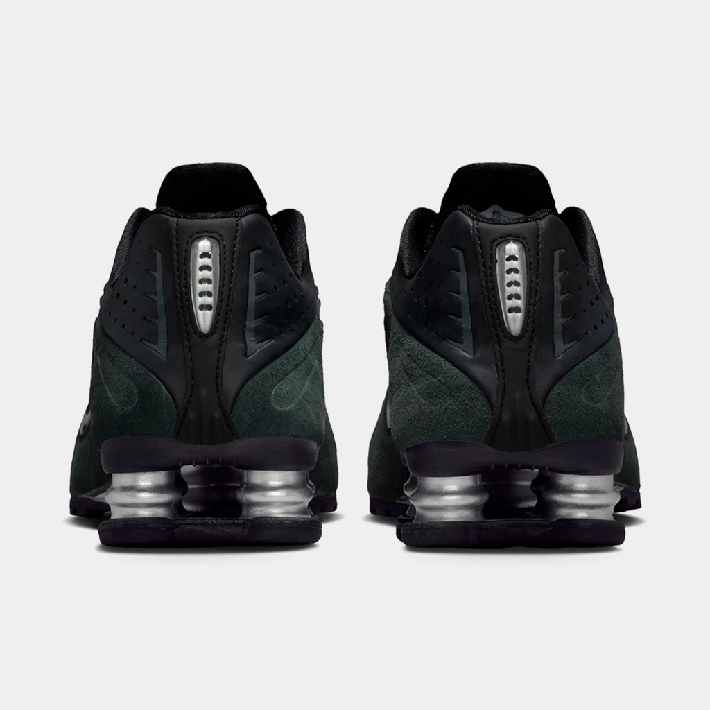 Nike Shox R4 Seaweed Green heel with Shox cushioning columns