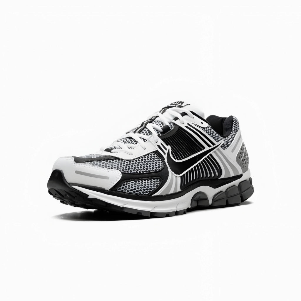 Nike Zoom Vomero 5 SE SP 'Black/Metallic Silver'