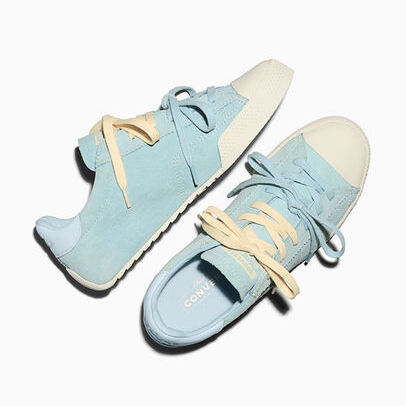Converse Chuck Taylor Lo Pro Sky Blue